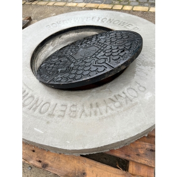 Pokrywa betonowa Żeliwna 140cm 12,5t