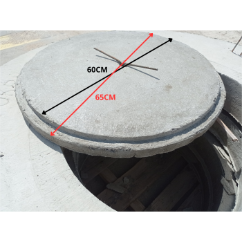 Właz betonowy 60cm pokrywa na szambo studnie